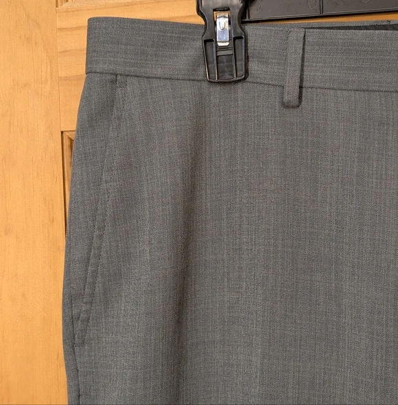 Haggar Slacks Tailored Fit Travel Performance Pants Gray Business Casual 36x30 - Picture 6 of 11